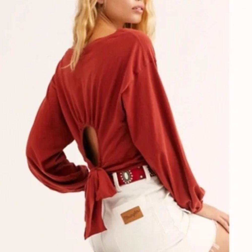 Free People‎ Top XS We The Free Rust Orange Open Back Tie Balloon Sleeve